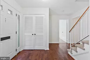 3160 Ravenwood Dr, Falls Church, VA 22044 - Photo 5