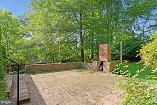 3160 Ravenwood Dr, Falls Church, VA 22044 - Photo 33
