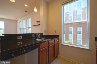 2665 Prosperity Avenue #354, Fairfax, VA 22031 - Photo 7