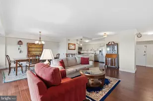 3800 Powell Ln, Falls Church, VA 22041 - Photo 9