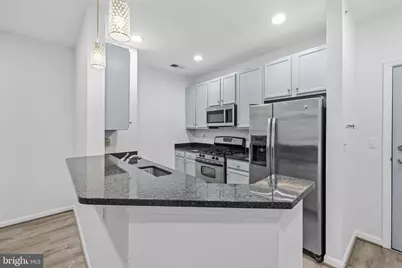 2655 Prosperity Avenue #415, Fairfax, VA 22031 - Photo 9