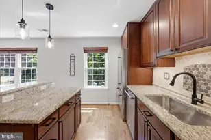 6050 Heatherwood Dr, Alexandria, VA 22310 - Photo 5