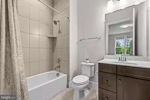 11865 Boscobel Ct, Herndon, VA 20170 - Photo 25