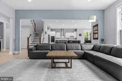 11865 Boscobel Court, Herndon, VA 20170 - Photo 13
