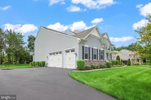 11865 Boscobel Ct, Herndon, VA 20170 - Photo 3