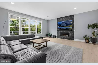 11865 Boscobel Court, Herndon, VA 20170 - Photo 11