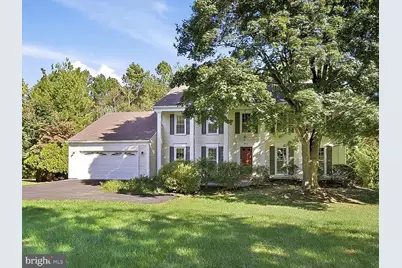 911 Riva Ridge Dr, Great Falls, VA 22066 - Photo 3