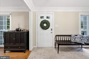 911 Riva Ridge Dr, Great Falls, VA 22066 - Photo 7