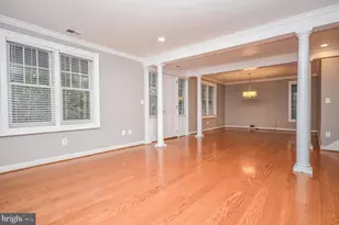 9108 Weant Dr, Great Falls, VA 22066 - Photo 7