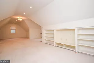 9108 Weant Dr, Great Falls, VA 22066 - Photo 49