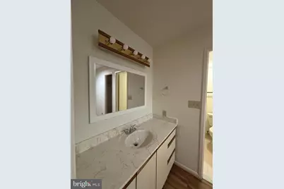 8370 Greensboro Drive #422, McLean, VA 22102 - Photo 13