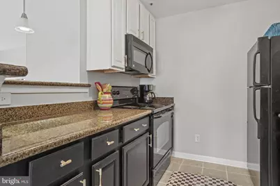 3178 Summit Square Drive #3-D2, Oakton, VA 22124 - Photo 11