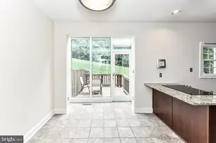 6006 Kelsey Ct, Falls Church, VA 22044 - Photo 13