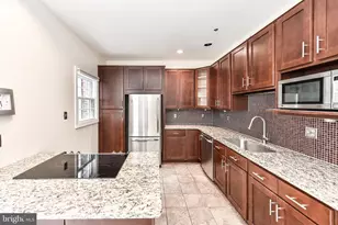6006 Kelsey Ct, Falls Church, VA 22044 - Photo 9