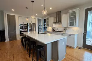 8120 Bock Farm Pl, Alexandria, VA 22306 - Photo 5