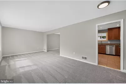 4898 Wheatstone Drive, Fairfax, VA 22032 - Photo 3