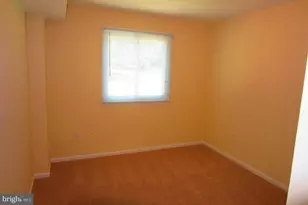 4898 Wheatstone Dr, Fairfax, VA 22032 - Photo 13