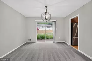 4898 Wheatstone Dr, Fairfax, VA 22032 - Photo 7