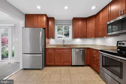 4898 Wheatstone Drive, Fairfax, VA 22032 - Photo 11