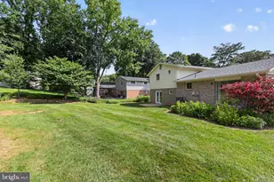 4898 Wheatstone Dr, Fairfax, VA 22032 - Photo 35