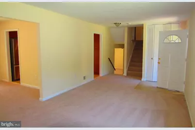 4898 Wheatstone Drive, Fairfax, VA 22032 - Photo 3