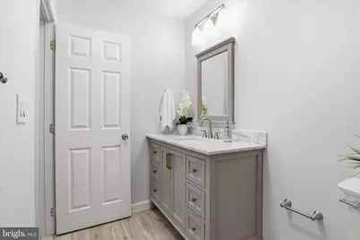 8110 Colony Point Road #H, Springfield, VA 22152 - Photo 19