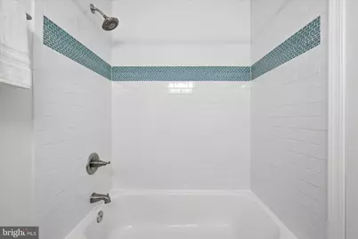 7716 Shootingstar Drive, Springfield, VA 22152 - Photo 19