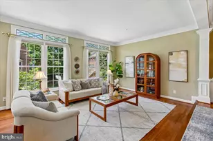 9574 Lagersfield Cir, Vienna, VA 22181 - Photo 5