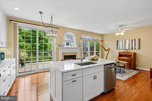 9574 Lagersfield Cir, Vienna, VA 22181 - Photo 11