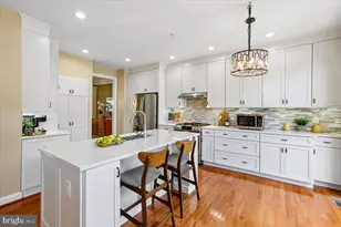 9574 Lagersfield Cir, Vienna, VA 22181 - Photo 13