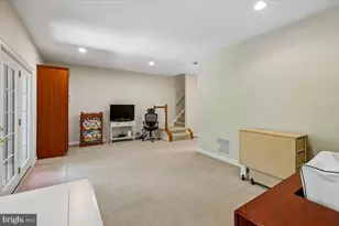 9574 Lagersfield Cir, Vienna, VA 22181 - Photo 41