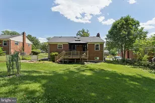 7022 Strathmore St, Falls Church, VA 22042 - Photo 37