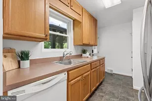 7022 Strathmore St, Falls Church, VA 22042 - Photo 11