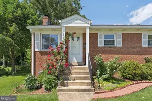 7022 Strathmore St, Falls Church, VA 22042 - Photo 3