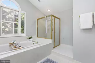 8556 Hooes Rd, Springfield, VA 22153 - Photo 25