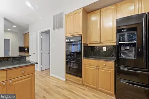 8556 Hooes Rd, Springfield, VA 22153 - Photo 13
