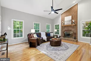 8556 Hooes Rd, Springfield, VA 22153 - Photo 17