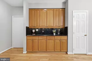 8556 Hooes Rd, Springfield, VA 22153 - Photo 15