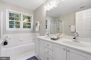 8556 Hooes Rd, Springfield, VA 22153 - Photo 31