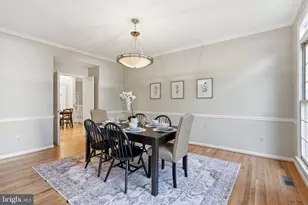 8556 Hooes Rd, Springfield, VA 22153 - Photo 7