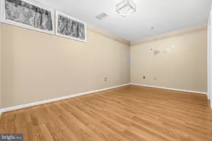6837 Malton Ct, Centreville, VA 20121 - Photo 33