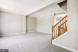 13593 Beckingham Dr, Herndon, VA 20171 - Photo 3