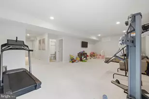 4645 Wood Gln Rd, Fairfax, VA 22032 - Photo 33
