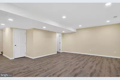 9608 Masterworks Drive, Vienna, VA 22181 - Photo 37