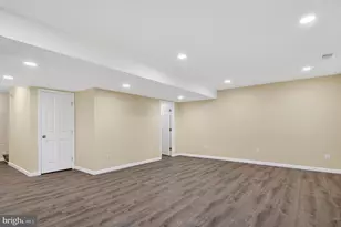 9608 Masterworks Dr, Vienna, VA 22181 - Photo 37