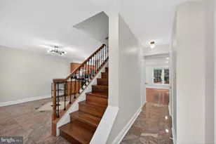 9608 Masterworks Dr, Vienna, VA 22181 - Photo 15