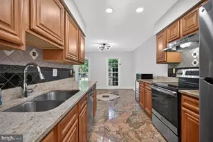 9608 Masterworks Dr, Vienna, VA 22181 - Photo 7