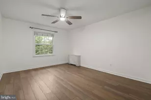 3334 Spring Ln, Falls Church, VA 22041 - Photo 15