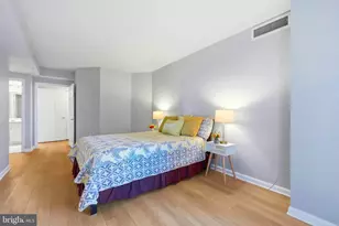 2726 Gallows Rd, Vienna, VA 22180 - Photo 19