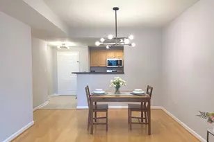 2726 Gallows Rd, Vienna, VA 22180 - Photo 5